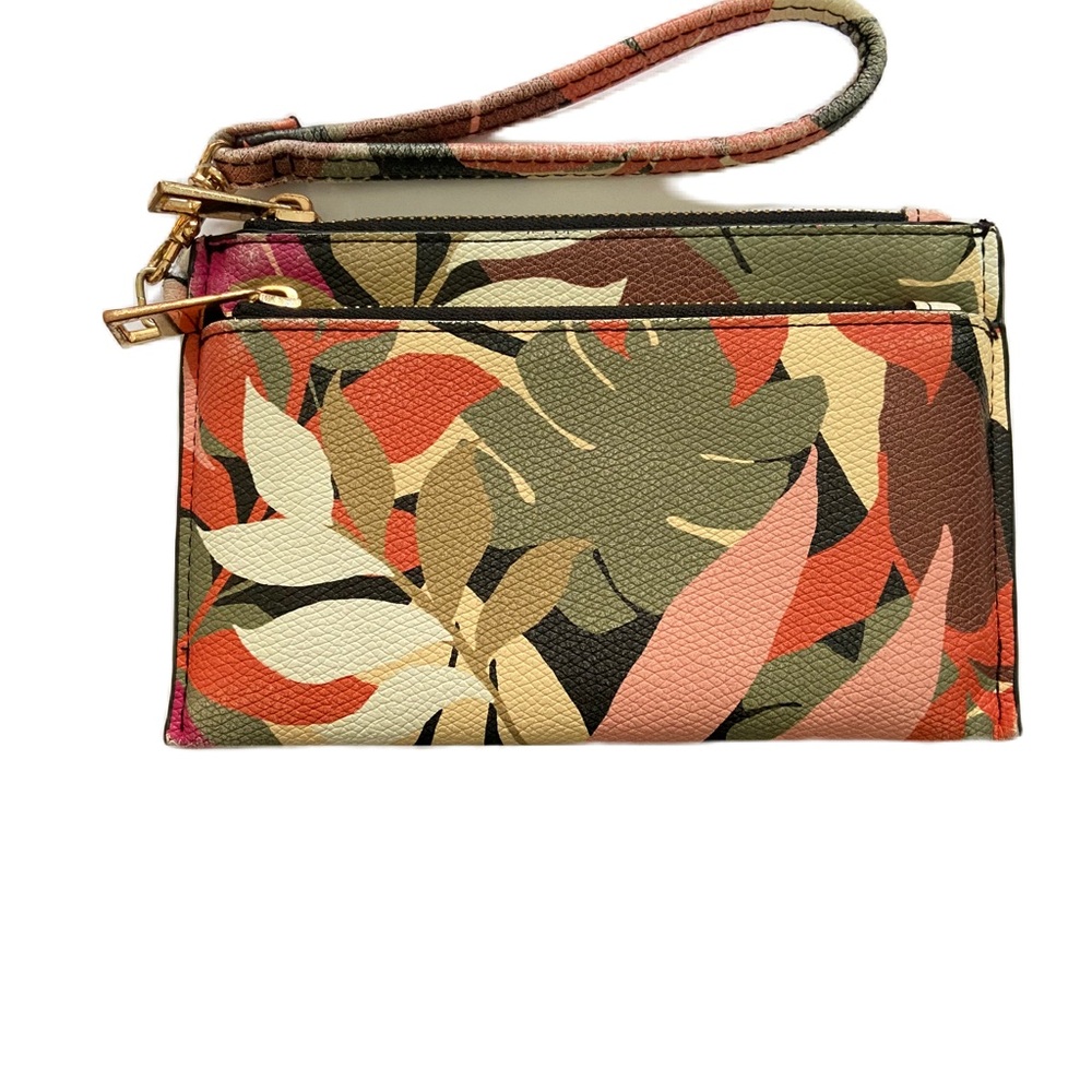 A.NEW.DAY FLORAL WRISTLET